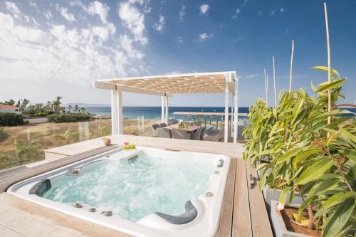 Villa In Paralimni Sleeps 6 Includes Swimming Pool And Air Con 2
