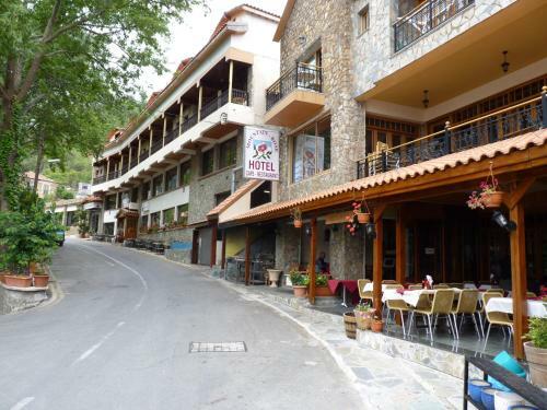 Mountain Rose Garden Hotel & Restaurant