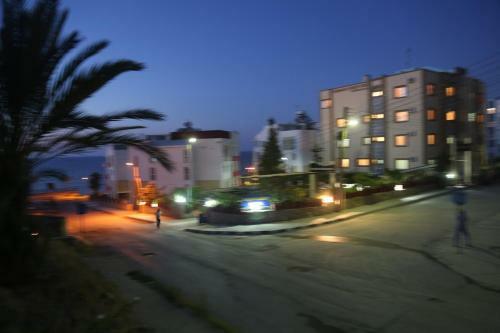 Kasgar Court Hotel