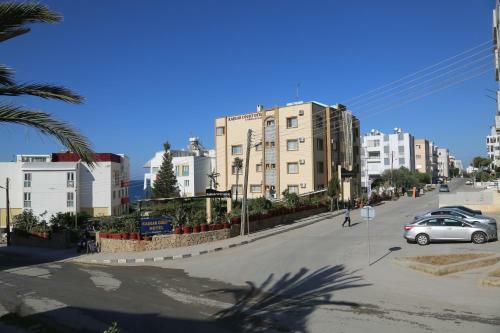 Kasgar Court Hotel