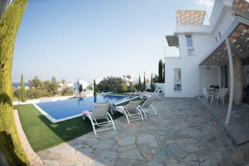 Sapphire Lagoon Villa