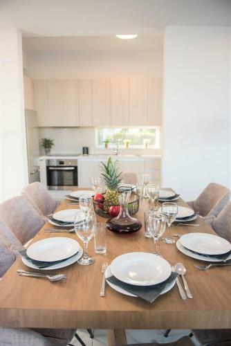 Travertine Cove Villa