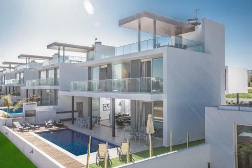 Oli Vine Villas