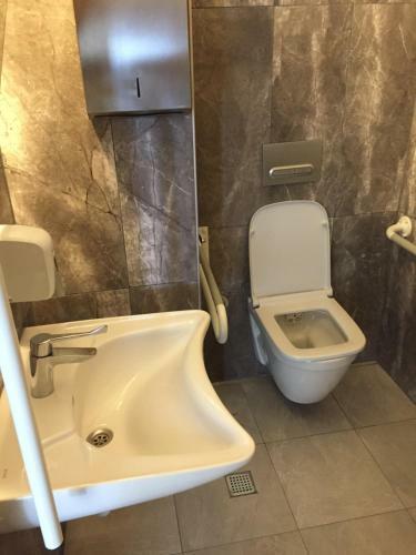 Livana Hotel Karpaso