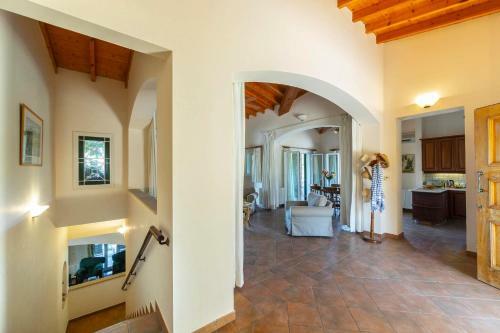 Nea Dimmata Villa Sleeps 8 With Pool Air Con And Wifi