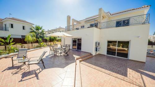 Villa In Protaras Sleeps 8 Includes Swimming Pool And Air Con