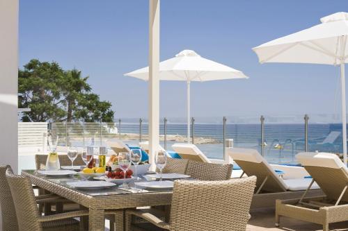 Villa In Protaras Sleeps 6 Includes Swimming Pool And Air Con 6