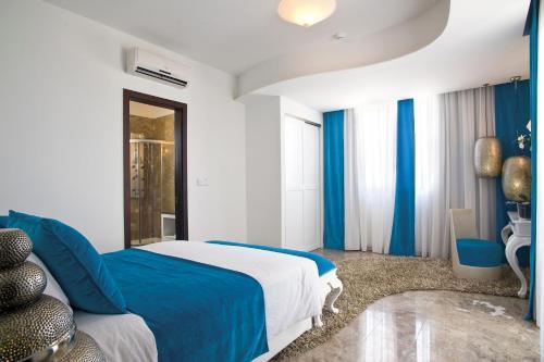 Villa In Protaras Sleeps 6 Includes Swimming Pool And Air Con 6