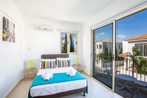 Villa In Protaras Sleeps 6 Includes Swimming Pool And Air Con 4 0