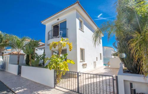 Villa In Protaras Sleeps 6 Includes Swimming Pool And Air Con 4 0