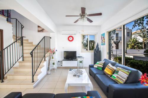 Villa In Protaras Sleeps 6 Includes Swimming Pool And Air Con 7 6