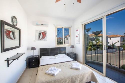 Villa In Protaras Sleeps 6 Includes Swimming Pool And Air Con 7 6