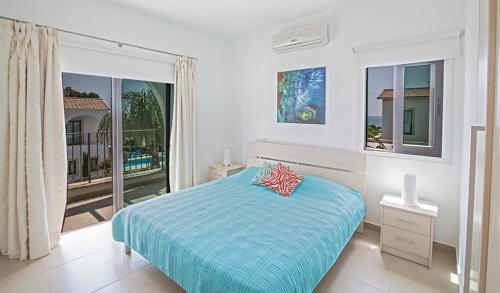 Villa In Protaras Sleeps 6 Includes Swimming Pool And Air Con 2 3