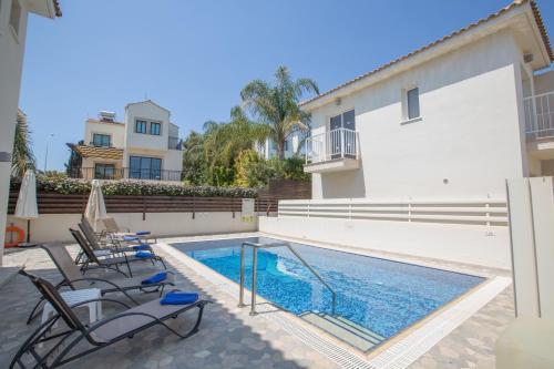 Villa Gloxinia