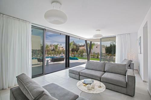Villa Colour Residerences