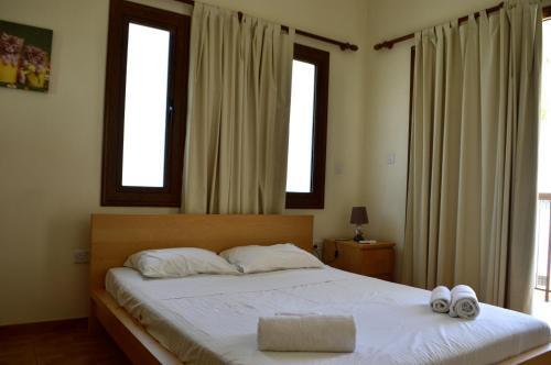 Protaras Rainbow Villa 5