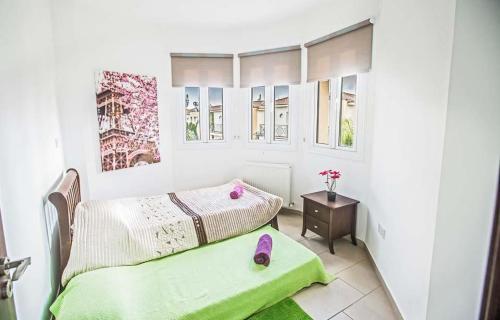 Villa In Protaras Sleeps 6 Includes Swimming Pool And Air Con 7