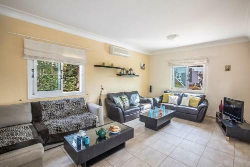 Villa Protaras Kentro Lovely 3bdr Protaras Villa With Private Pool Close To Fig Tree Bay