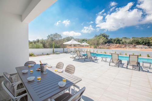 Villa In Protaras Sleeps 10 Includes Swimming Pool And Air Con 7
