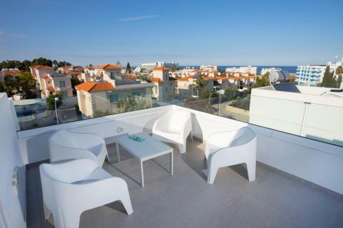 Villa Ioli Green Bay Protaras