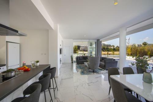 Villa Protaras Olivine Pearl