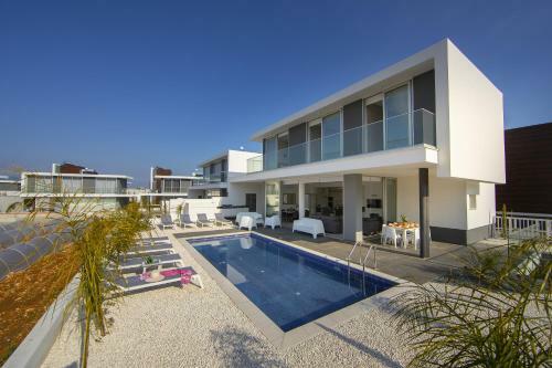 Villa Protaras Olivine Pearl