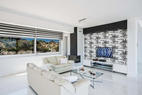 Villa In Protaras Sleeps 6 Includes Swimming Pool And Air Con