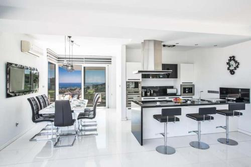 Villa In Protaras Sleeps 6 Includes Swimming Pool And Air Con