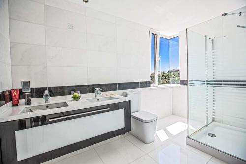 Villa In Protaras Sleeps 6 Includes Swimming Pool And Air Con