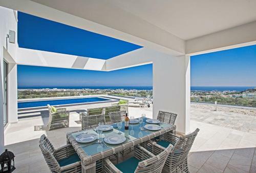 Villa Saranta Gold - Exquisite 3 Bedroom Protaras Villa With Private Pool And Panoramic Views
