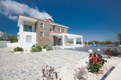 Villa Protara Chrysos - Beautiful 5 Bedroom Protaras Villa - Walking Distance To Fig Tree Bay