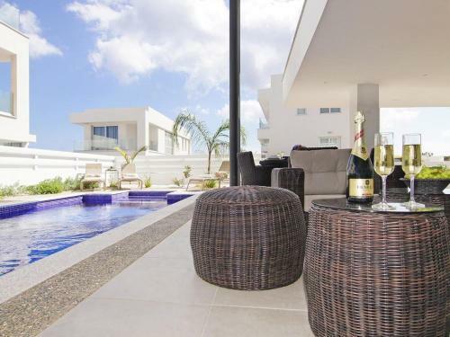 Villa Atlevh35
