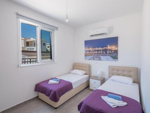 Five Bedrooms Villa 1249