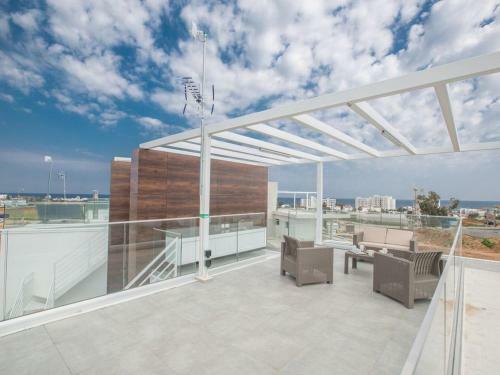 Villa Olive Bronze Luxurious 2bdr With Pool Close To Protaras Strip And Beach
