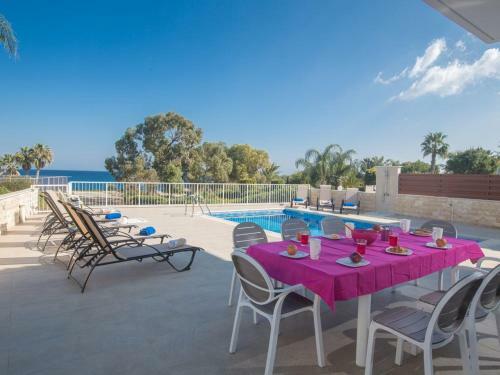 Villa Mesogi Seafront Stunning 4bdr Fontline Protaras Villa