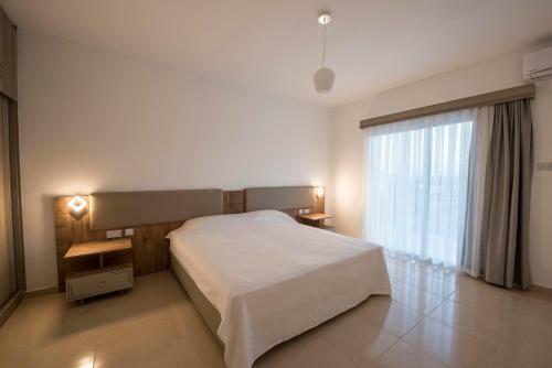 Apartamento Deniz Airport Suites