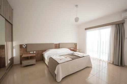 Apartamento Deniz Airport Suites