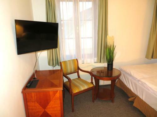 Bed & Breakfast Penzion Pod ?ernou V??�