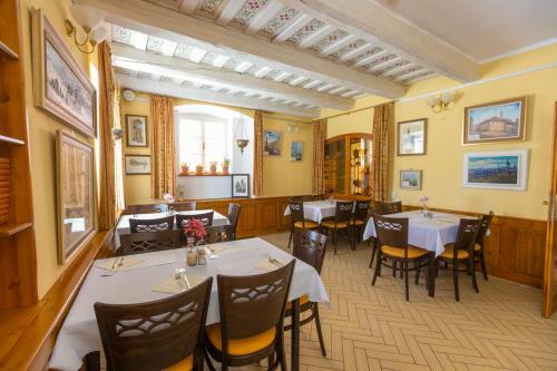 Hostal Penzion U Hr�dku