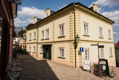Hostal Penzion U Hr�dku