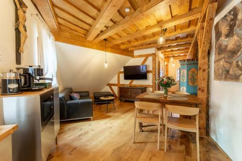 Apartments No 126 Loket