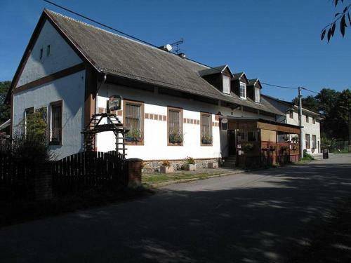 Hostal Rodinn� Ubytov�n� Slapy