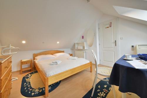 Apartamento A. V. Pension Praha