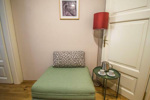 Apartamento Unique Apt 250m From The Charles Bridge