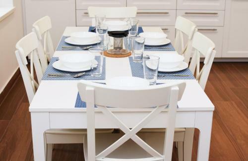 Havlicek Gardens Apartment