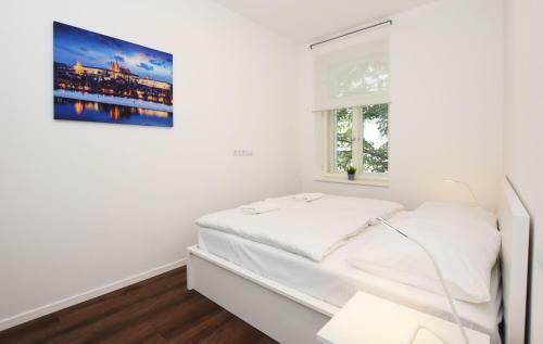 Havlicek Gardens Apartment