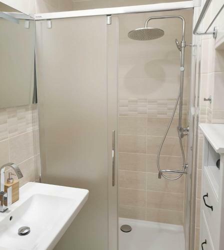 Havlicek Gardens Apartment