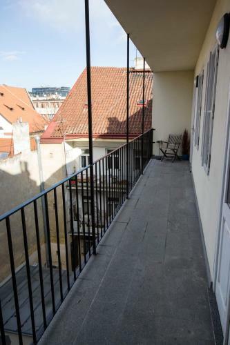 Apartamentos Ruterra Red Roofs View With Garage