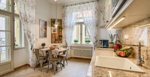 Pragueone Apartment,a/c,terrace