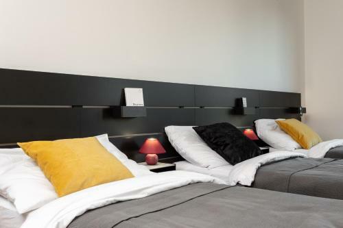 Fashionable Apartments Flora